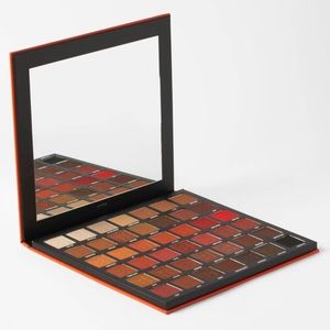 BB Fiery 42 Eyeshadow Palette